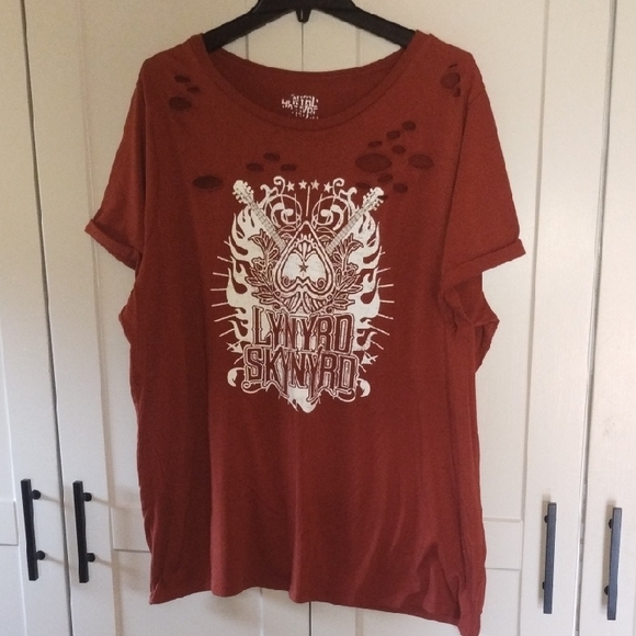Lynyrd Skynyrd Tops - Lynyrd Skynyrd Rust Short Sleeve Graphic Tee